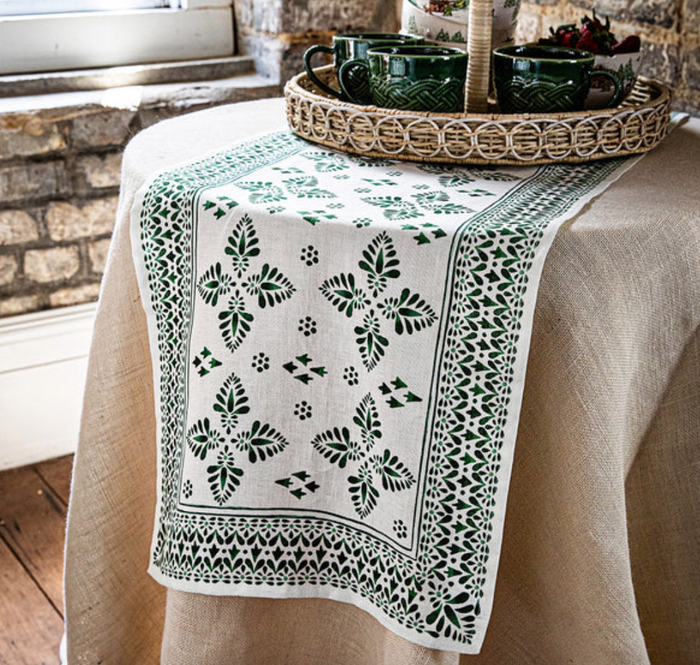 Iberian Border 18" x 90" Table Runner - Evergreen