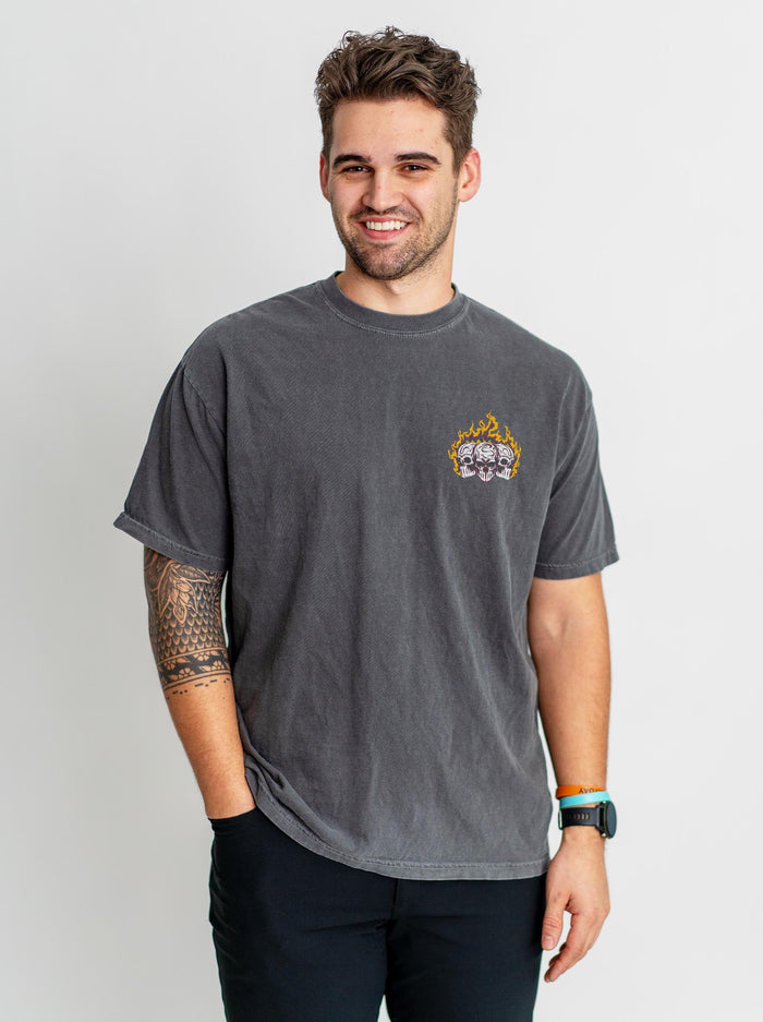ATLANTA BASEBALL - "3 SKULL" PREMIUM SHIRT – T-Shirt – Dead Threads Apparel