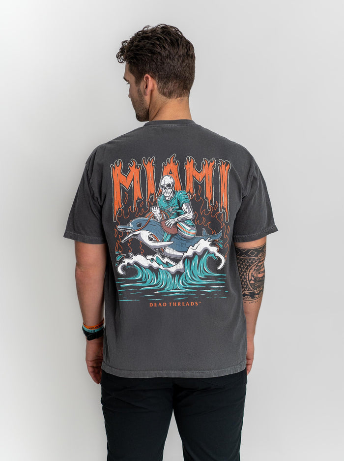 MIAMI FOOTBALL - “3 SKULL” PREMIUM T - SHIRT – T-Shirt – Dead Threads Apparel