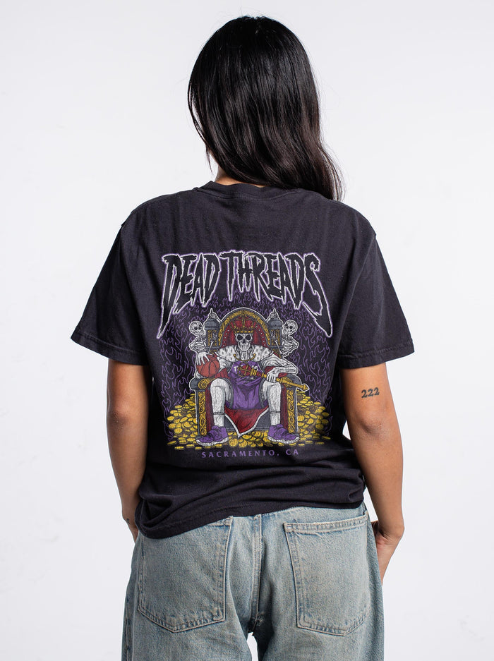 SACRAMENTO BASKETBALL - “DT ESSENTIAL" PREMIUM T-SHIRT – T-Shirt – Dead Threads Apparel