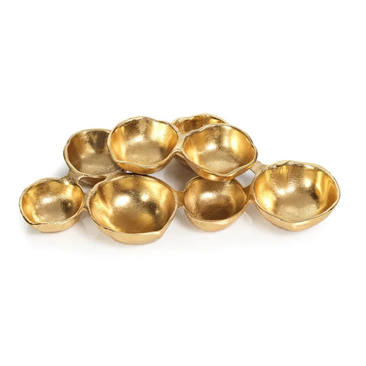 Small cluster of 8 bowls