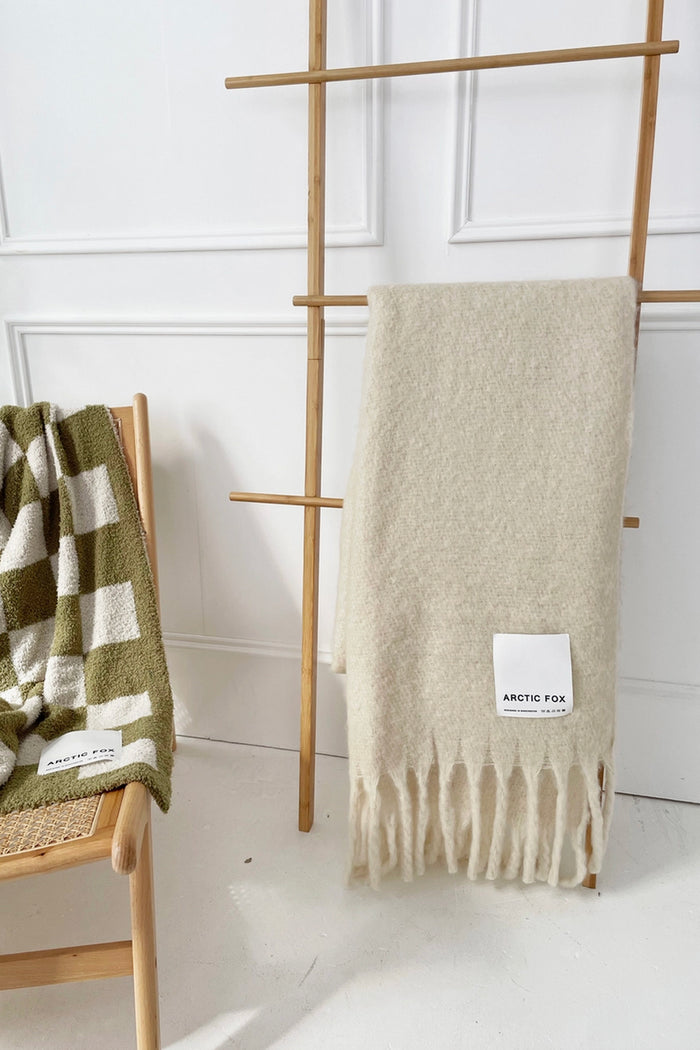 The Reykjavik Throw Pebble Beige