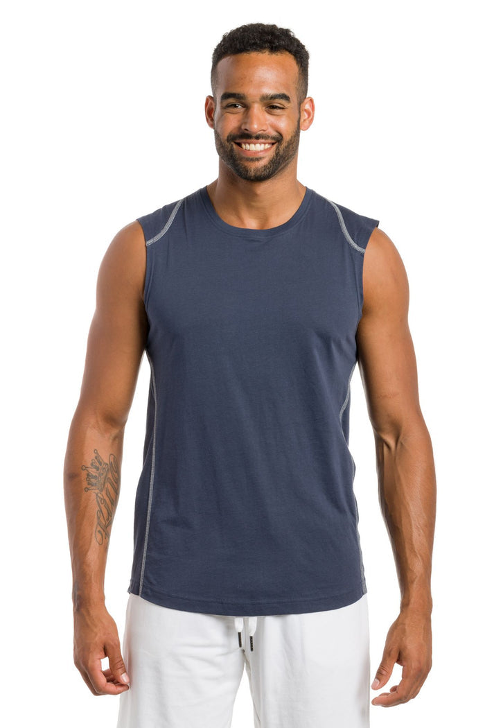 Tracker | Men's Sleeveless Shirt