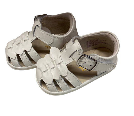 White Everly bow sandal