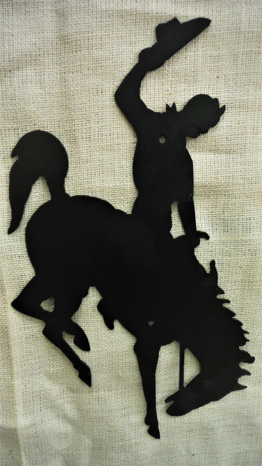 Wyoming Bronc 18 in tall